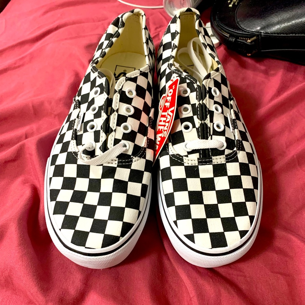Checkerboard platform vans NWT